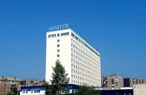 Братск: Отель Братск