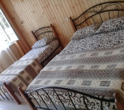 Апартаменты c 1 комнатой с балконом и с красивым видом из окна в Гаянэ