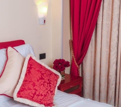 Двухместный номер Deluxe двуспальная кровать в Pushkin hotel