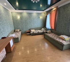 Трехместный номер в Гоара