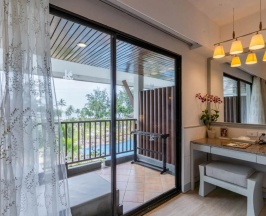 Двухместный номер Deluxe с видом на бассейн 2 отдельные кровати в Katathani Phuket Beach Resort