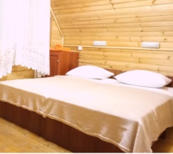 4 местный номер Комфорт в эко-коттедже в Петрович