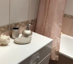 Двухместные апартаменты c 1 комнатой с балконом (двуспальная кровать) в Квартира уютная на проспекте Ленина 88/4