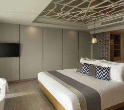 Люкс Avista с 2 комнатами с балконом и с видом на море в Avista Grande Phuket Karon - MGallery