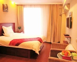Апартаменты c 1 комнатой в GreenTree Inn Shanghai Hongqiao Airport Hotel