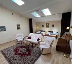 1 категория (улучшенный номер с мансардными окнами) в Hotel park river