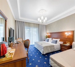 Номер первой категории Стандарт с балконом в Лермонт