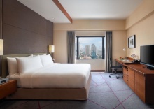 Двухместный номер Standard двуспальная кровать в Crowne Plaza Bangkok Lumpini Park, an IHG Hotel