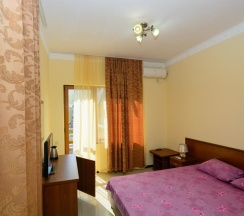 Комната комфорт с 1 двуспальной кроватью в Креатида