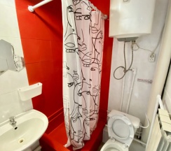 Трёхместный номер Standard в Арт-отельчик