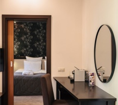 Джуниор сьют вид на озеро в Вереск