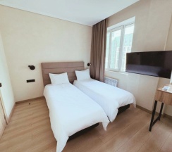Двухместный номер Standard 2 отдельные кровати в Tan Hotel