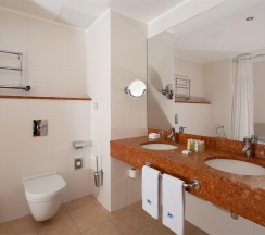 Номер люкс в HolidayHall