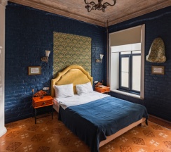 Улучшенный двухместный номер в Metropolis Hotel