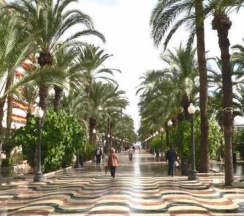 Апартаменты с 2 комнатами в Alicante Center Apart