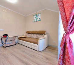 Двухкомнатный Шестиместный Семейный номер  в Уральские самоцветы