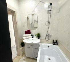 ( 7 студия) Апартаменты на Баумана в ApartKazan у Кремля