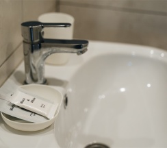 Двухместный номер с кроватью размера king-size и балконом в GemstHotel&SPA
