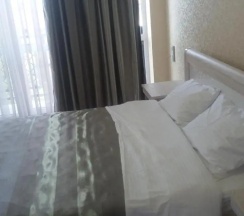 Двухместный номер Deluxe с балконом двуспальная кровать в Гега