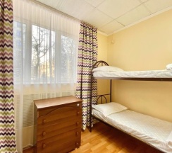 Кровать в общем номере (женский номер) в Alma-Ata Hostel