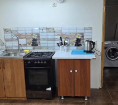 Комната стандарт с 1 односпальной и 1 двуспальной кроватью в Саймон