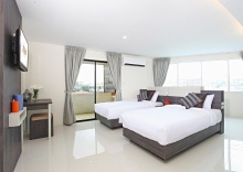 Трёхместный номер Standard с балконом в The Zen Hotel Pattaya