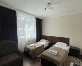 3-местная комната улучшенная в Комфорт хаус