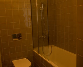 3. Трёхкомнатный "Семейный номер", с видом на Монастырскую площадь в Боровница