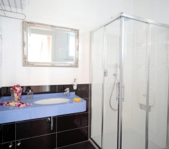 Двухместный номер Standard с балконом двуспальная кровать в Hotel Buratti