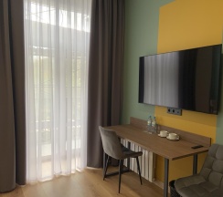 Номер полулюкс в Кристалл