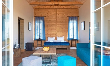 Номер в пляжном доме с террасой — третья линия в MillCreek Hotel&SPA