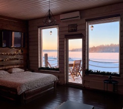 Коттедж с террасой в Chuchemlya eco village