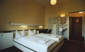 Двухместный номер Basic двуспальная кровать в Hotel Jedermann