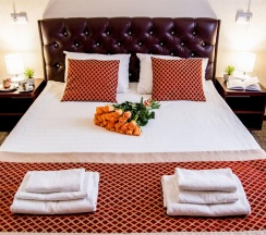 4-местный 2-комнатный номер полулюкс улучшенный в Гранат