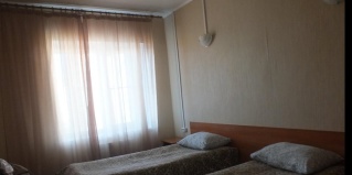 Линево: Отель Риф