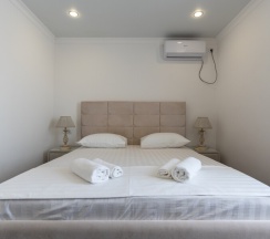 Двухместный стандарт с двумя односпальными кроватями в Станислав