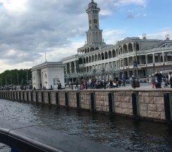 Апартаменты Дуплекс с красивым видом из окна в Апартаменты Причал 2
