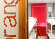 Спальное место в 6-местном общем номере для мужчин и женщин в Polezhaev Hostel