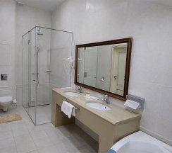 De luxe Double с джакузи в Малиновка