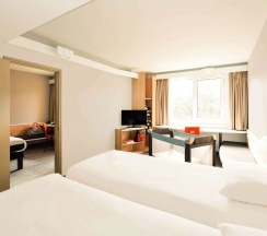 Четырёхместный номер семейный в ibis Budapest Citysouth