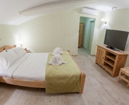 Фисташковый DELUXE в Chulan