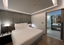 Трёхместный люкс Executive в HOMM Sukhumvit34 Bangkok by Banyan Tree Group