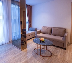 Люкс Pool Access Grand с 2 комнатами в The Marin Phuket