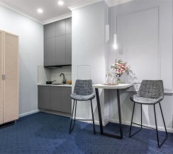 Студия с диваном в Nevsky Loft Studio