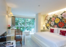 Двухместный семейный номер Deluxe двуспальная кровать в Sino House Phuket Hotel