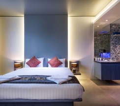Одноместный номер Deluxe с балконом двуспальная кровать в Kamala Resotel