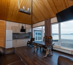 Улучшенный четырехместный номер в Сияние Севера