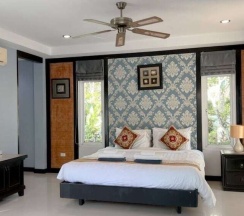 Вилла с 4 комнатами в De Palm Poolvilla