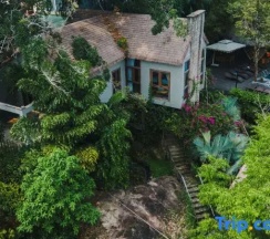Двухместный номер Tropical (2 отдельные кровати) в M Village Phu Quoc