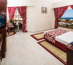 Двухместный номер Standard с видом на бассейн двуспальная кровать в Seagull Beach Resort Families & Couples Only - All Inclusive